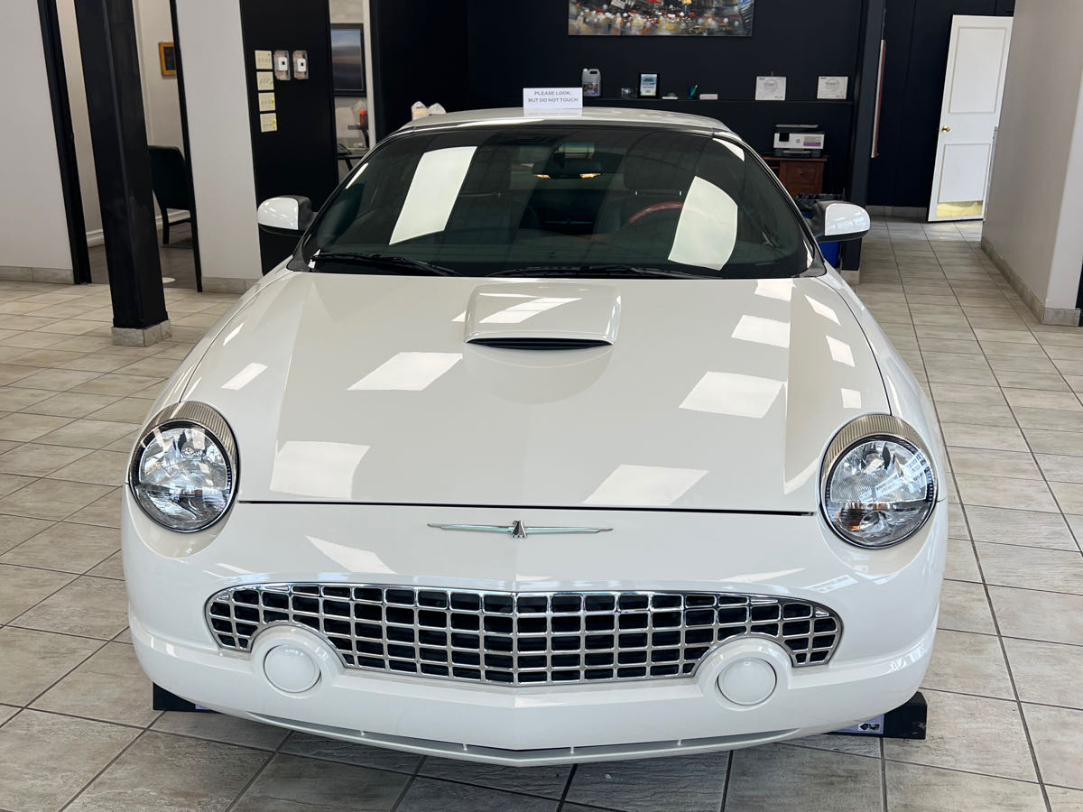 Photo 6 from auction – 2002 FORD THUNDERBIRD 2DR with VIN 1FAHP60A32Y103319