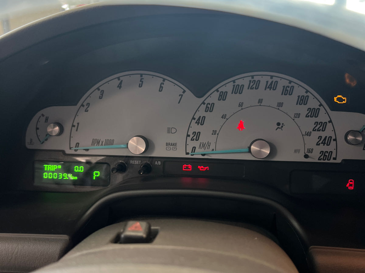 Photo 8 from auction – 2002 FORD THUNDERBIRD 2DR with VIN 1FAHP60A32Y103319