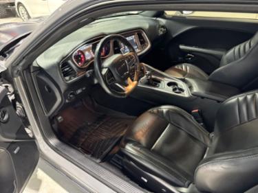 Dodge Challenger 2C3CDZL96KH595035 снимка