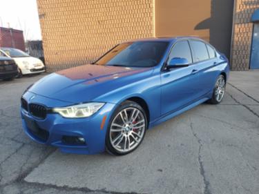 BMW 3 Series WBA8D9G5XJNU69868 снимка