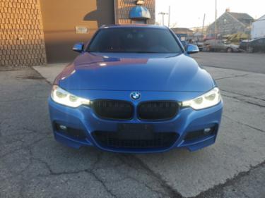 BMW 3 Series WBA8D9G5XJNU69868 снимка
