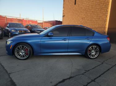 BMW 3 Series WBA8D9G5XJNU69868 снимка
