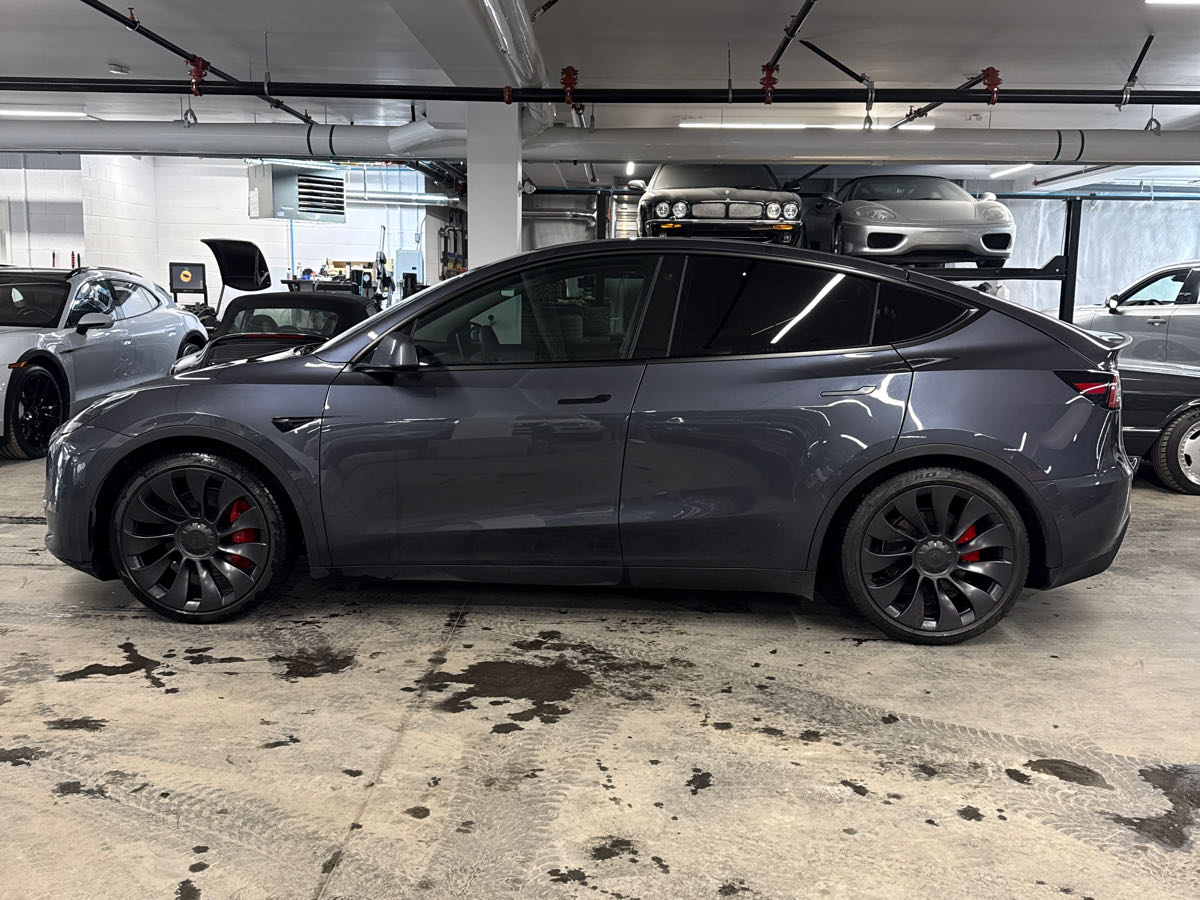 Photo 2 from auction – 2021 TESLA MODEL Y PERFORMANCE with VIN 5YJYGDEF2MF268817