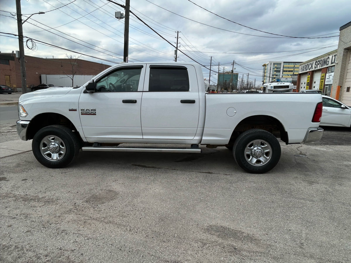 Photo 2 from auction – 2017 RAM 2500 ST with VIN 3C6TR5CT4HG581393