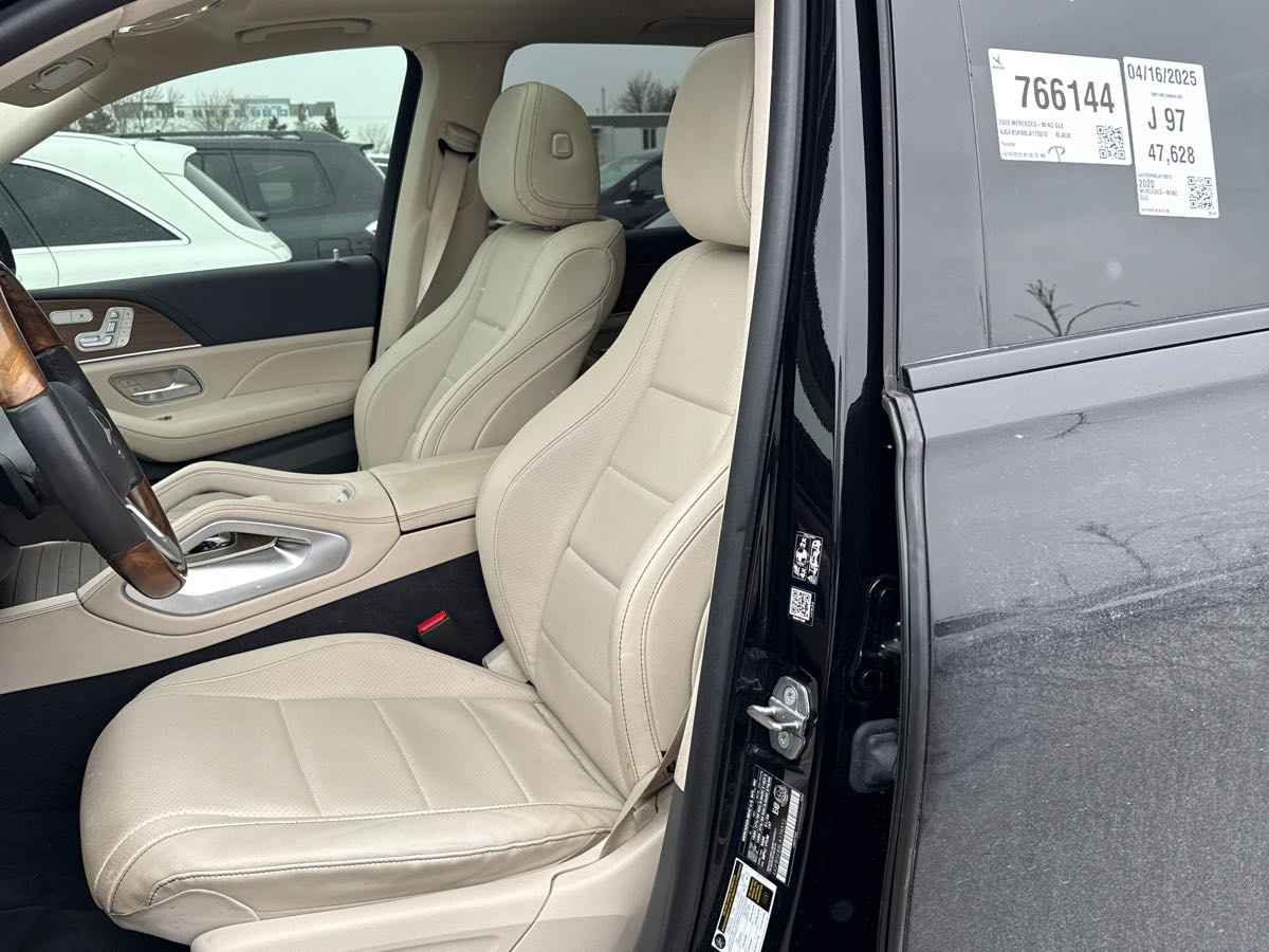 Mercedes-Benz GLE снимка Mercedes-Benz GLE