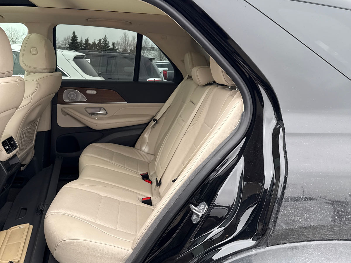 Mercedes-Benz GLE снимка Mercedes-Benz GLE