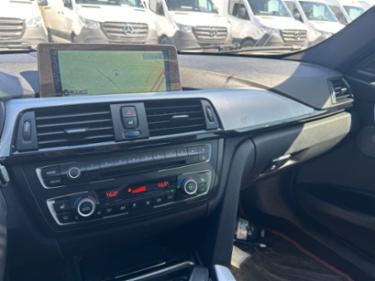 BMW 3 Series WBA3B9C56EP458561 снимка