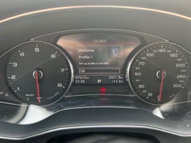 Audi A6 WAUK2AF25KN017543 fotografie