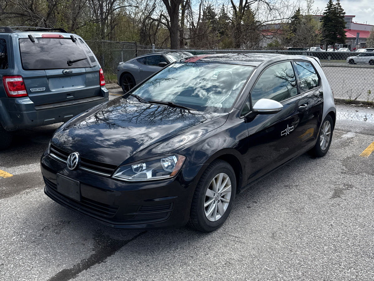 VOLKSWAGEN GOLF TRENDLINE 2016 с VIN 3VW917AU8GM049529 - Снимка от търг