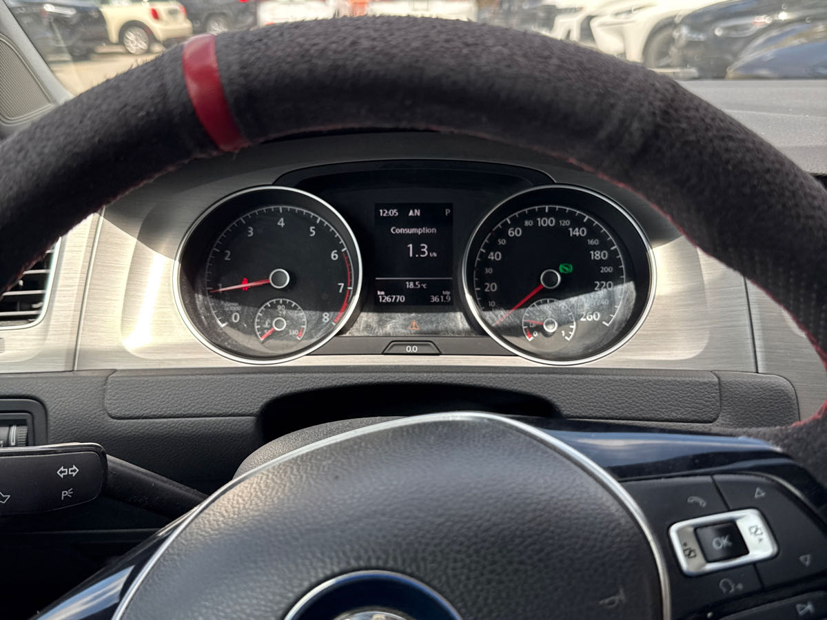 Снимка 8 от търг – 2016 VOLKSWAGEN GOLF TRENDLINE с VIN 3VW917AU8GM049529