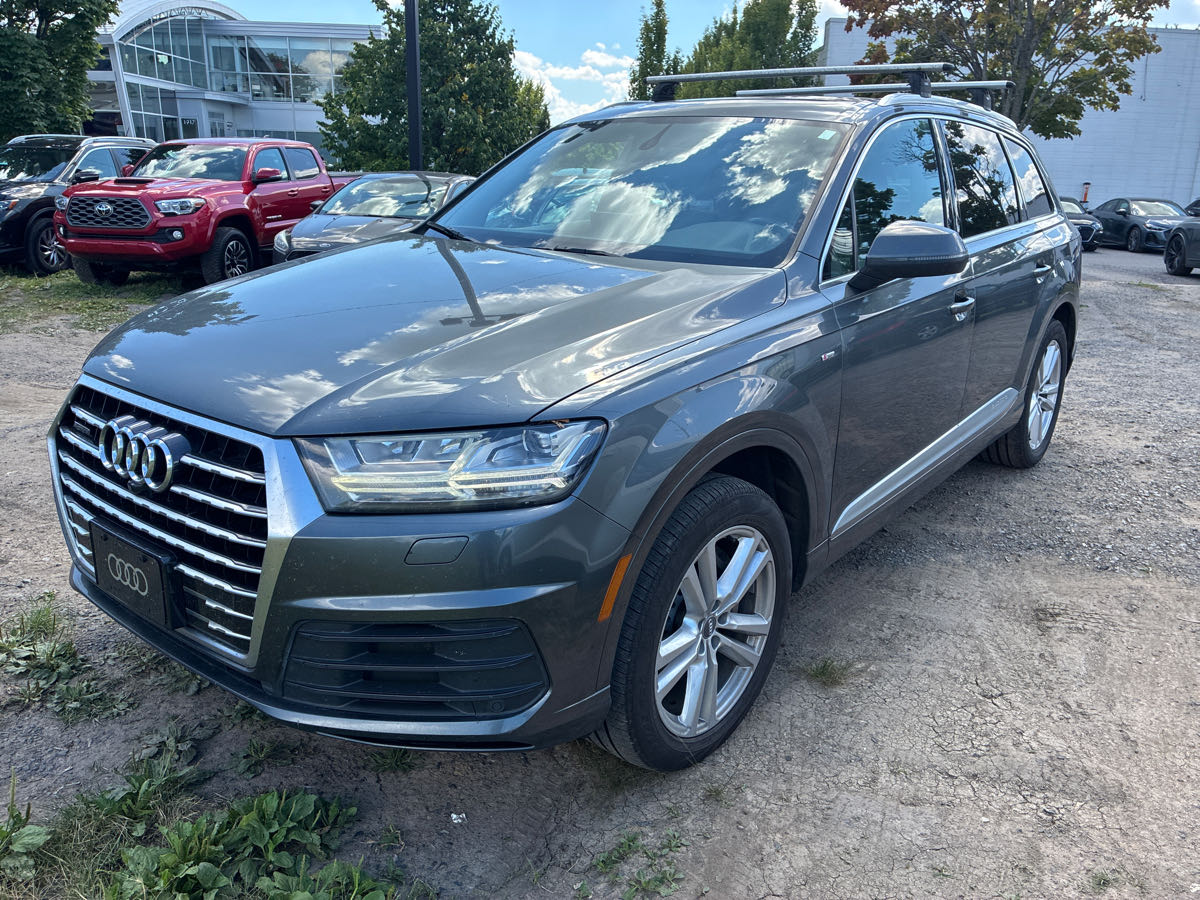 Audi Q7 снимка Audi Q7