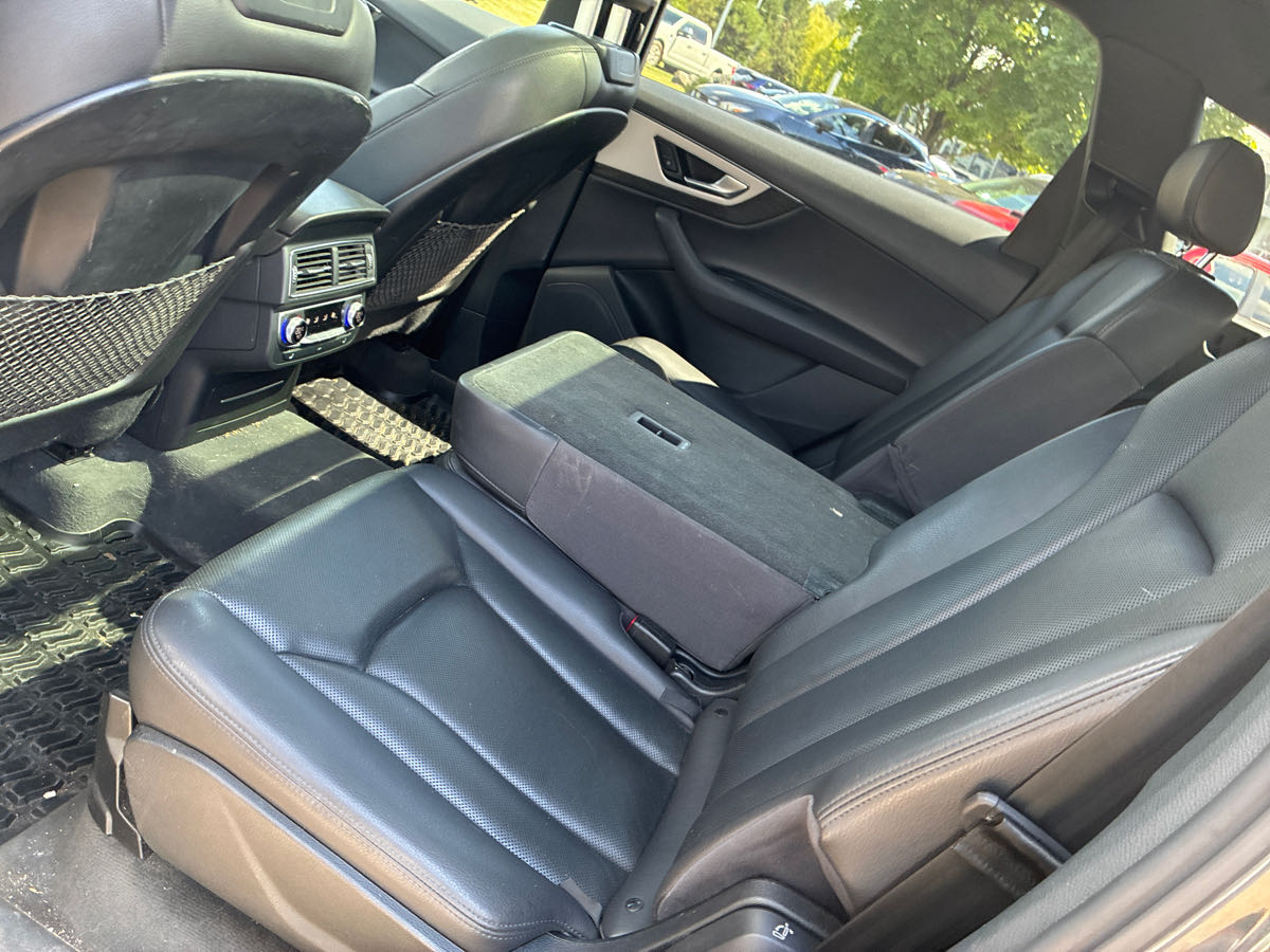 Audi Q7 снимка Audi Q7