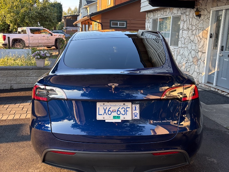 Снимка 4 от търг – 2021 TESLA MODEL Y LONG RANGE с VIN 5YJYGDEE5MF089937