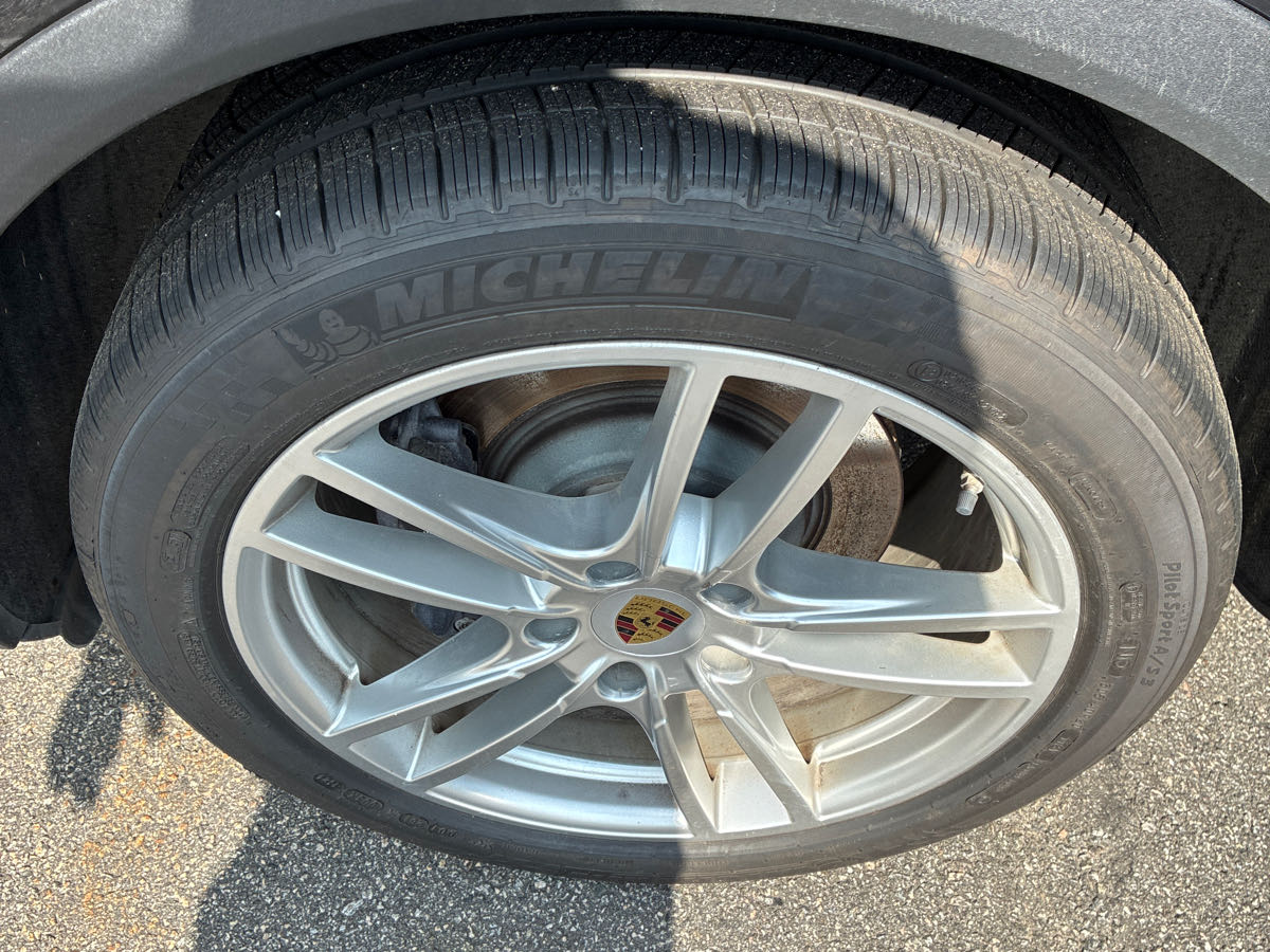 Photo 12 from auction – 2020 PORSCHE CAYENNE E-HYBRID with VIN WP1AE2AY2LDA22535