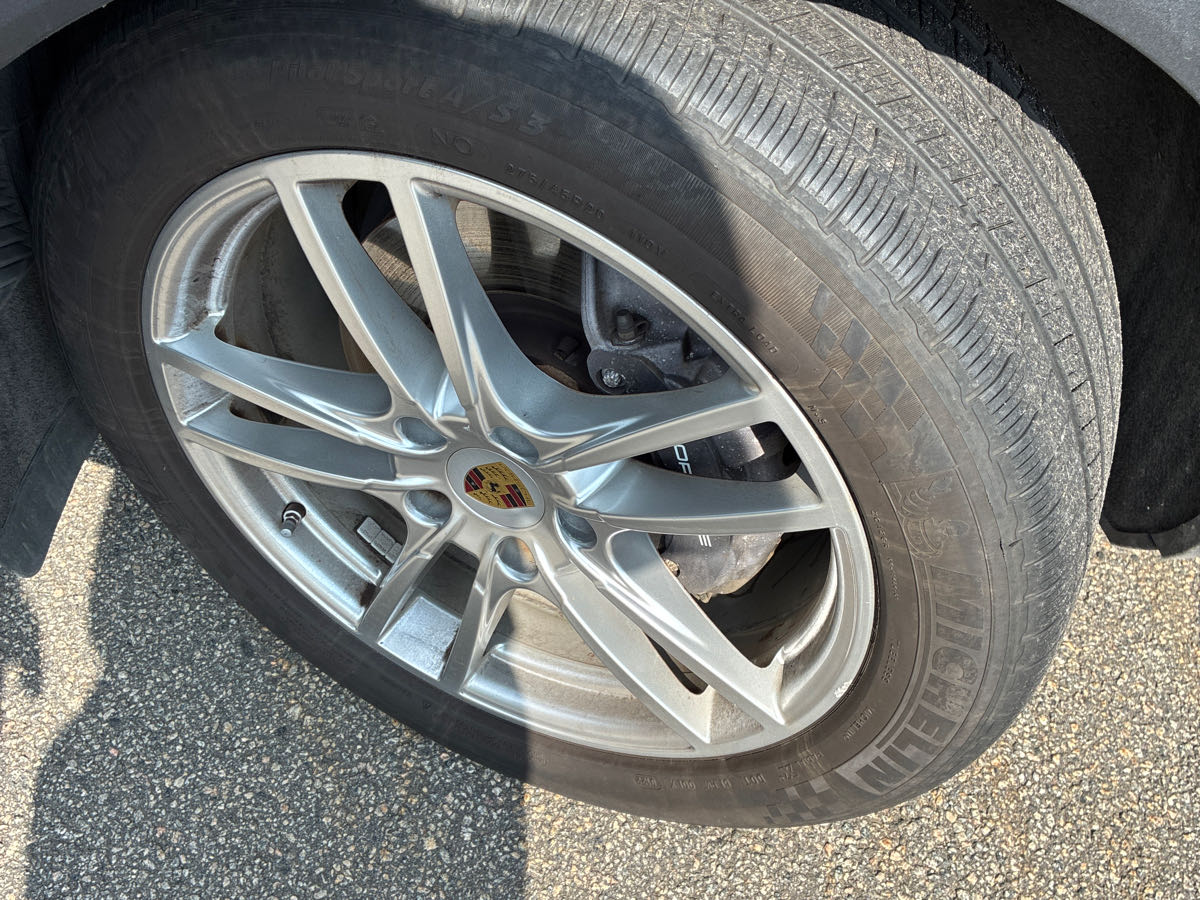 Photo 13 from auction – 2020 PORSCHE CAYENNE E-HYBRID with VIN WP1AE2AY2LDA22535
