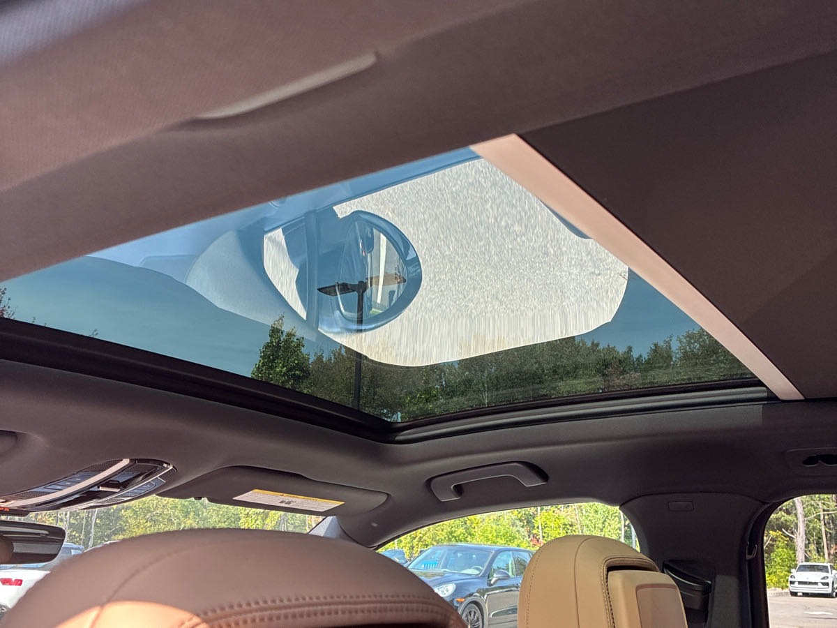 Photo 23 from auction – 2020 PORSCHE CAYENNE E-HYBRID with VIN WP1AE2AY2LDA22535