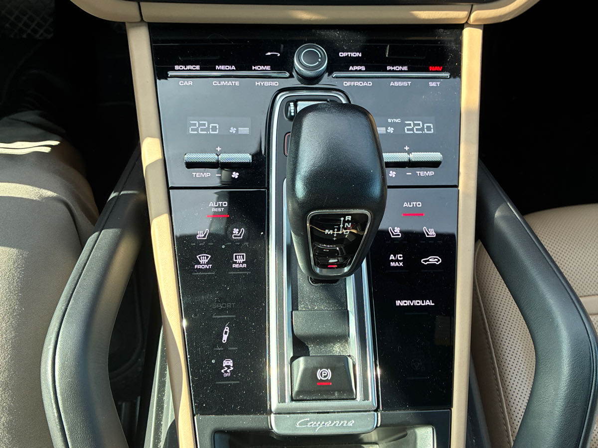Photo 15 from auction – 2020 PORSCHE CAYENNE E-HYBRID with VIN WP1AE2AY2LDA22535