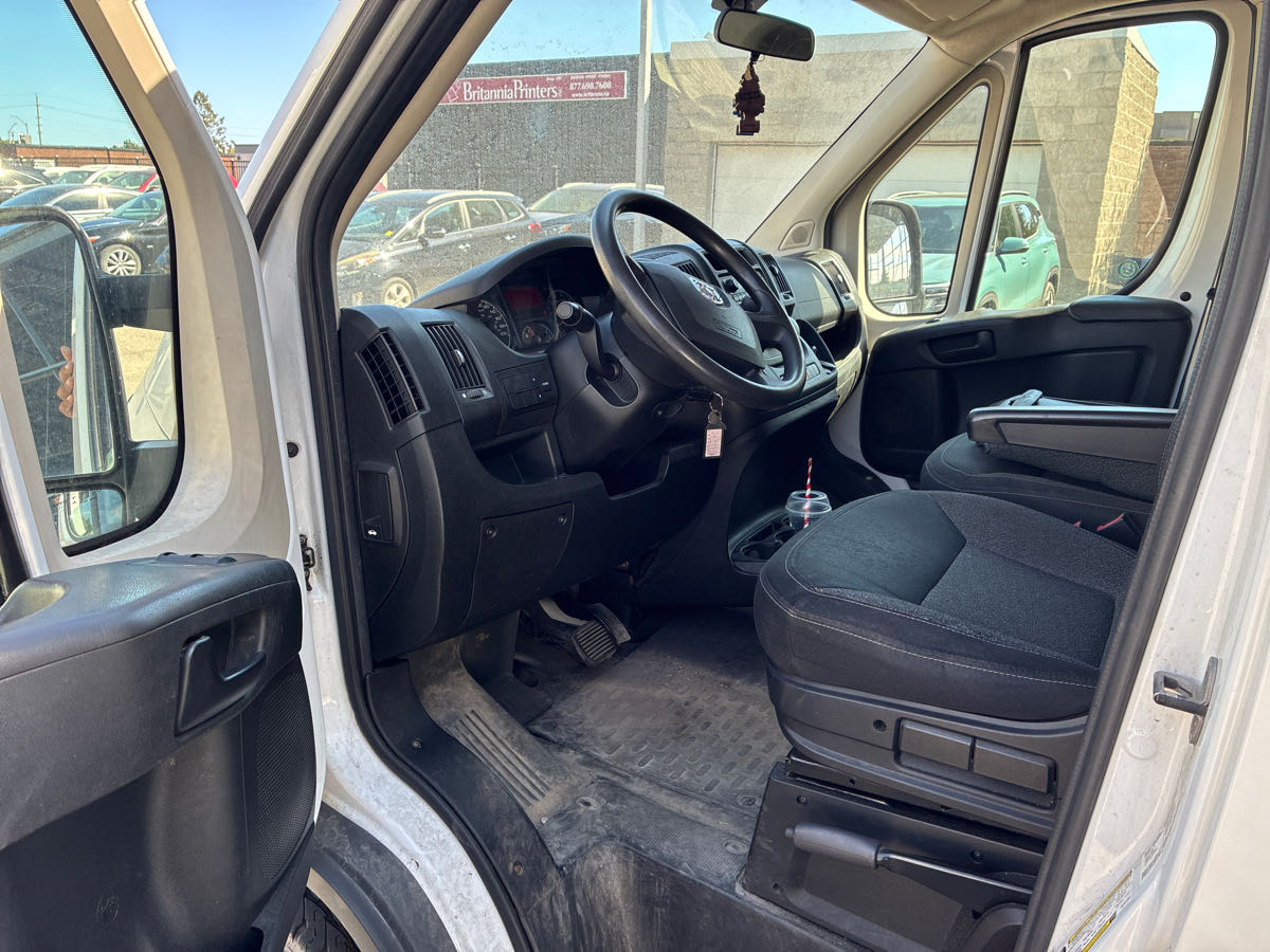 Снимка 5 от търг – 2014 RAM PROMASTER CARGO VAN 1500 LOW ROOF 136" WB с VIN 3C6TRVAG2EE101493