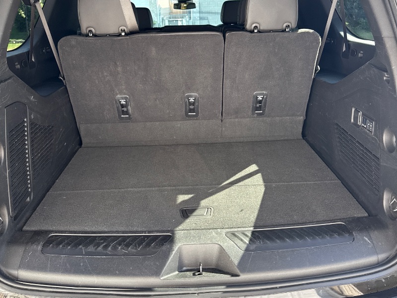 Photo 11 from auction – 2025 CHEVROLET SUBURBAN LT with VIN 1GNS6CRD2SR187942