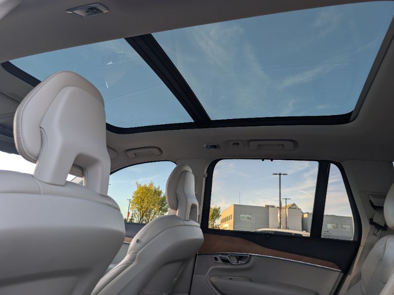 Volvo XC90 снимка Volvo XC90