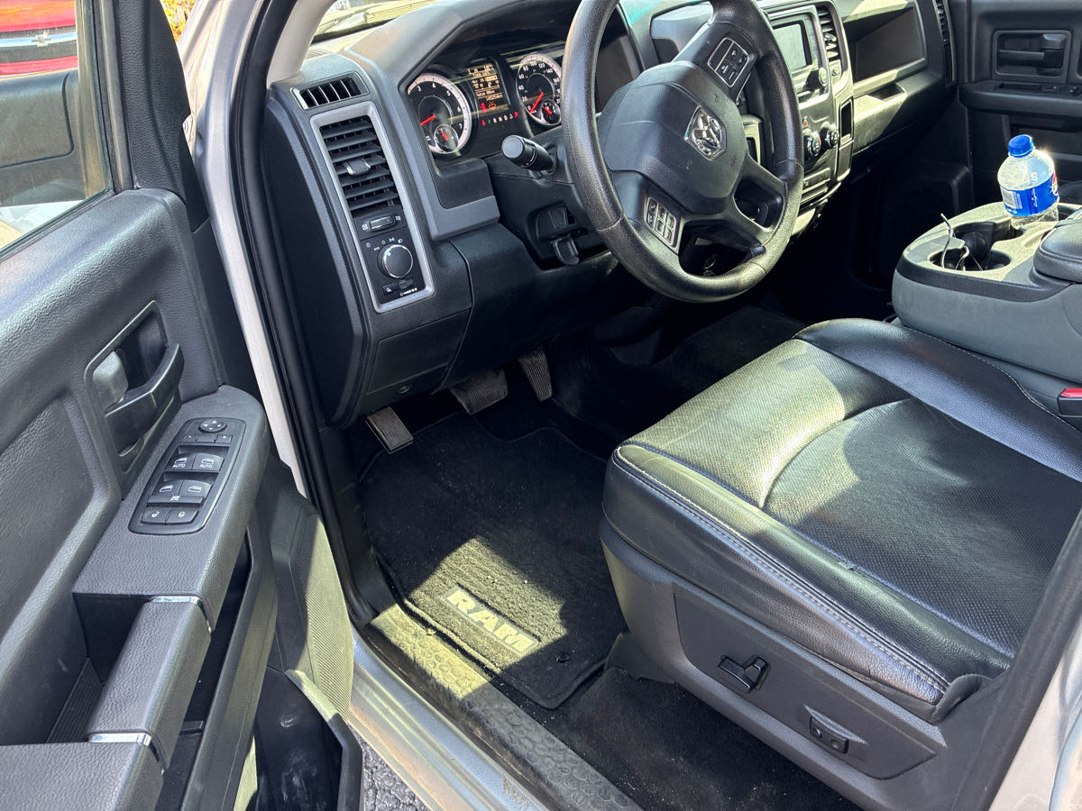 Photo 5 from auction – 2017 RAM 1500 ST with VIN 3C6RR7KT4HG617509