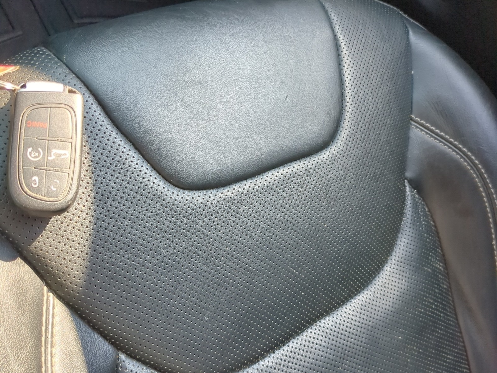 Photo 17 from auction – 2015 JEEP CHEROKEE LIMITED with VIN 1C4PJMDS7FW754629