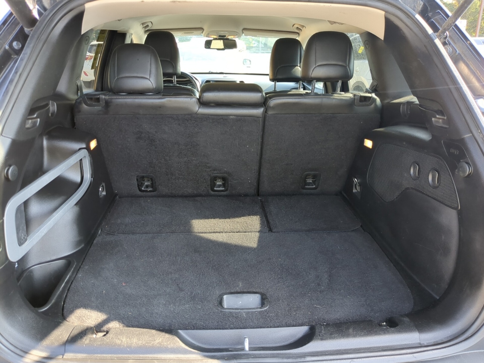 Photo 10 from auction – 2015 JEEP CHEROKEE LIMITED with VIN 1C4PJMDS7FW754629