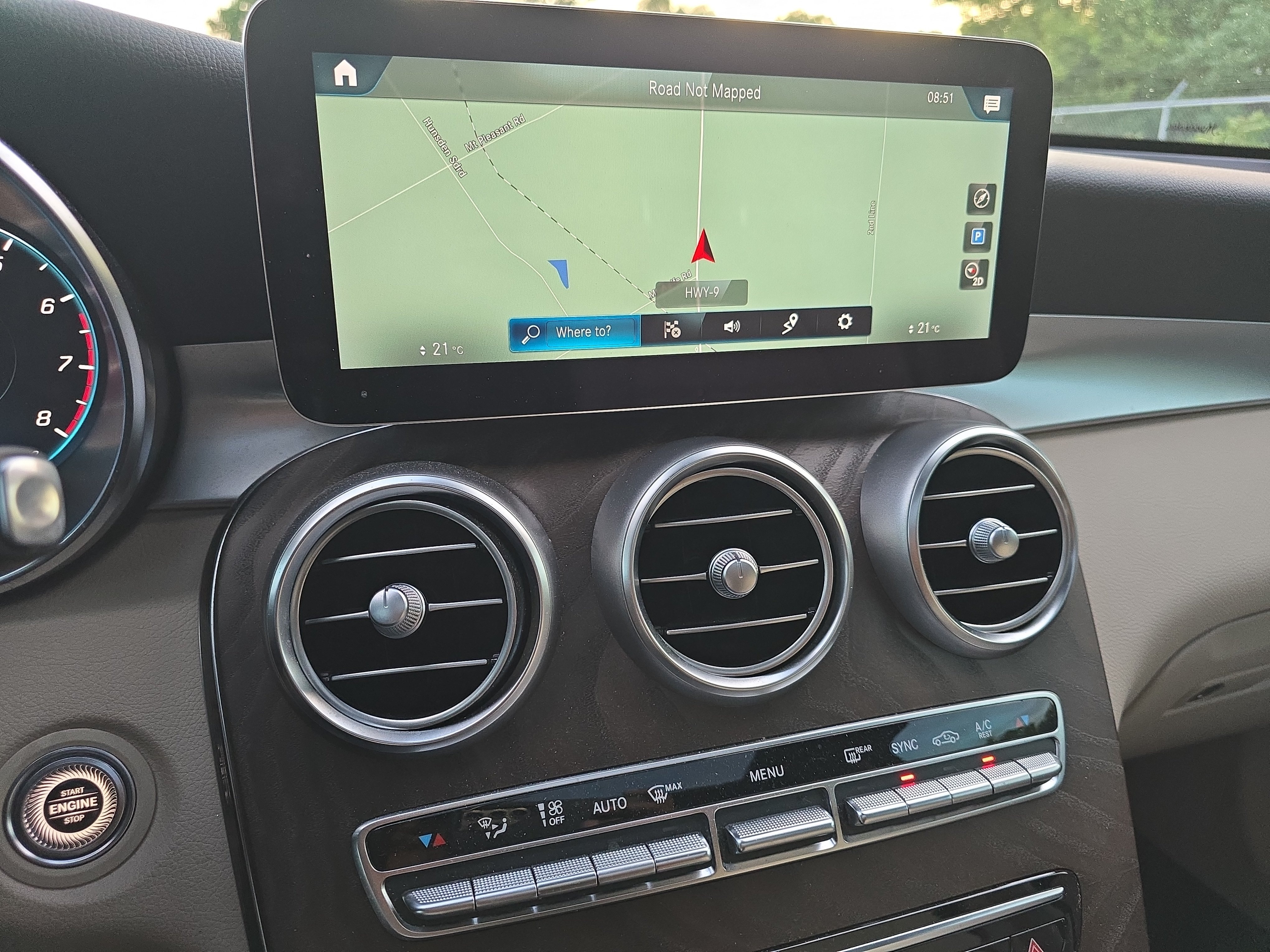 Mercedes-Benz GLC снимка Mercedes-Benz GLC