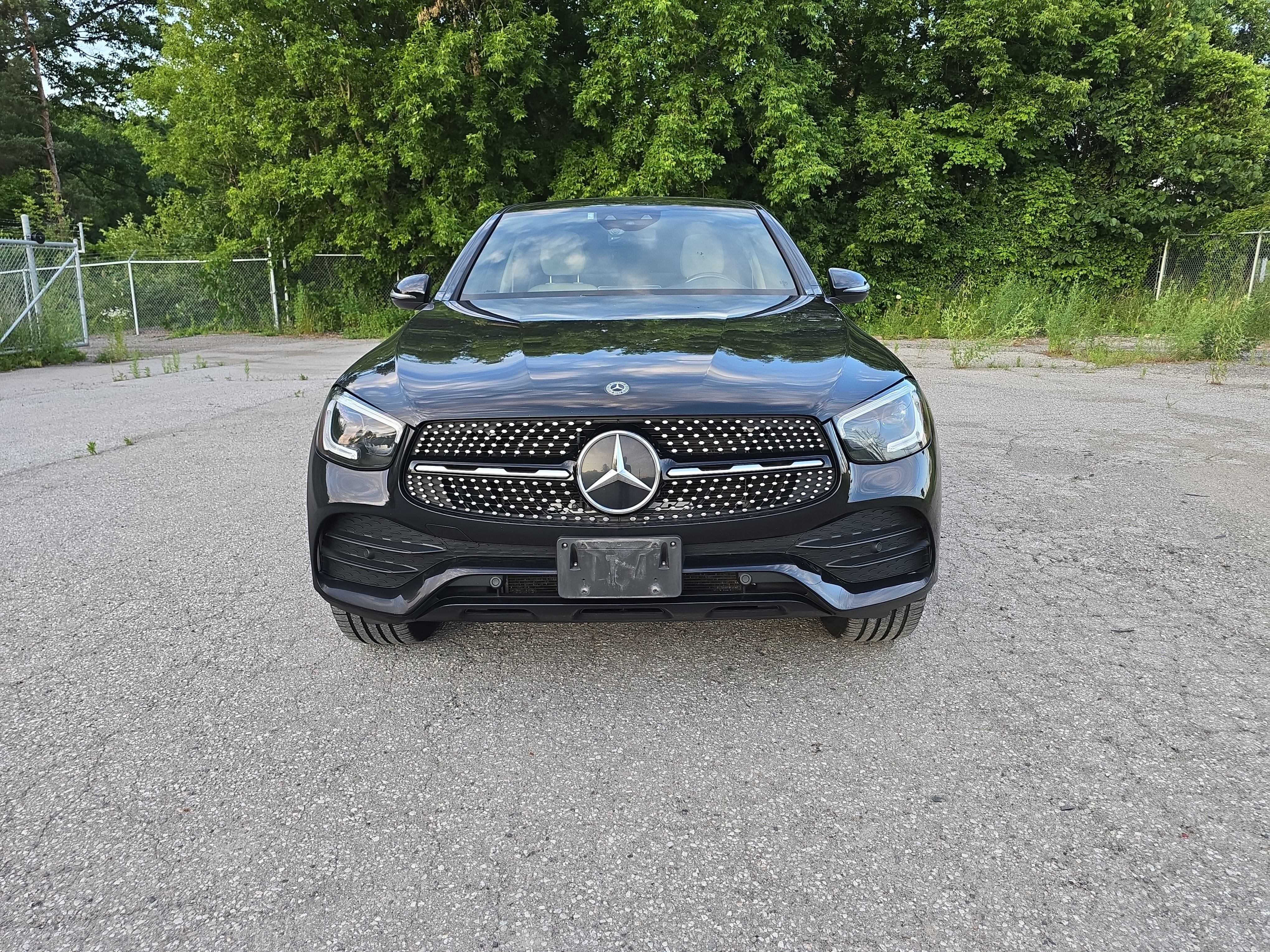 Mercedes-Benz GLC снимка Mercedes-Benz GLC