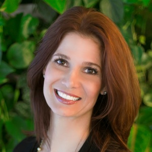 Jenny dearborn 2013 headshot