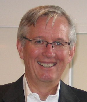 Dave head shot 01