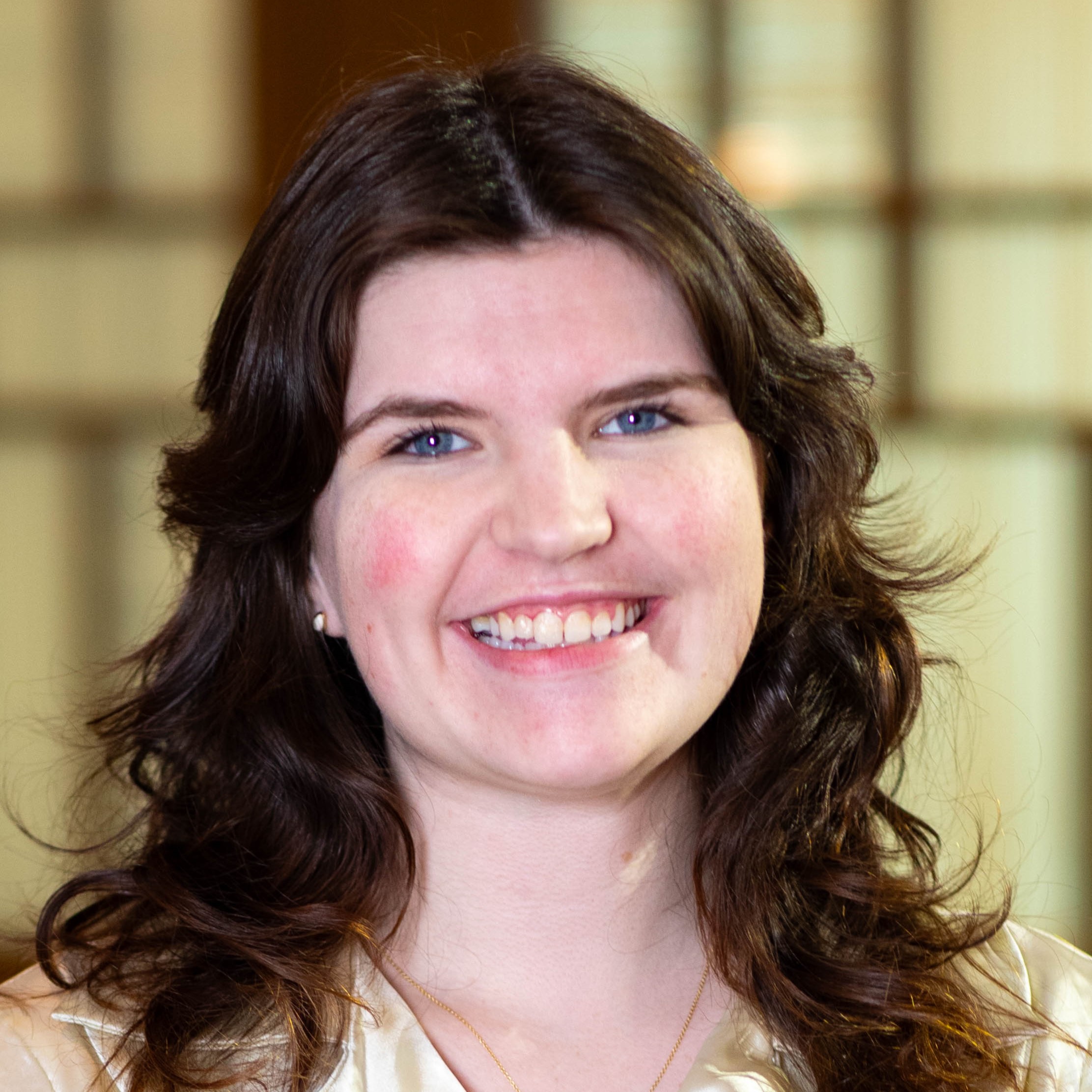 Caetlin williams headshot