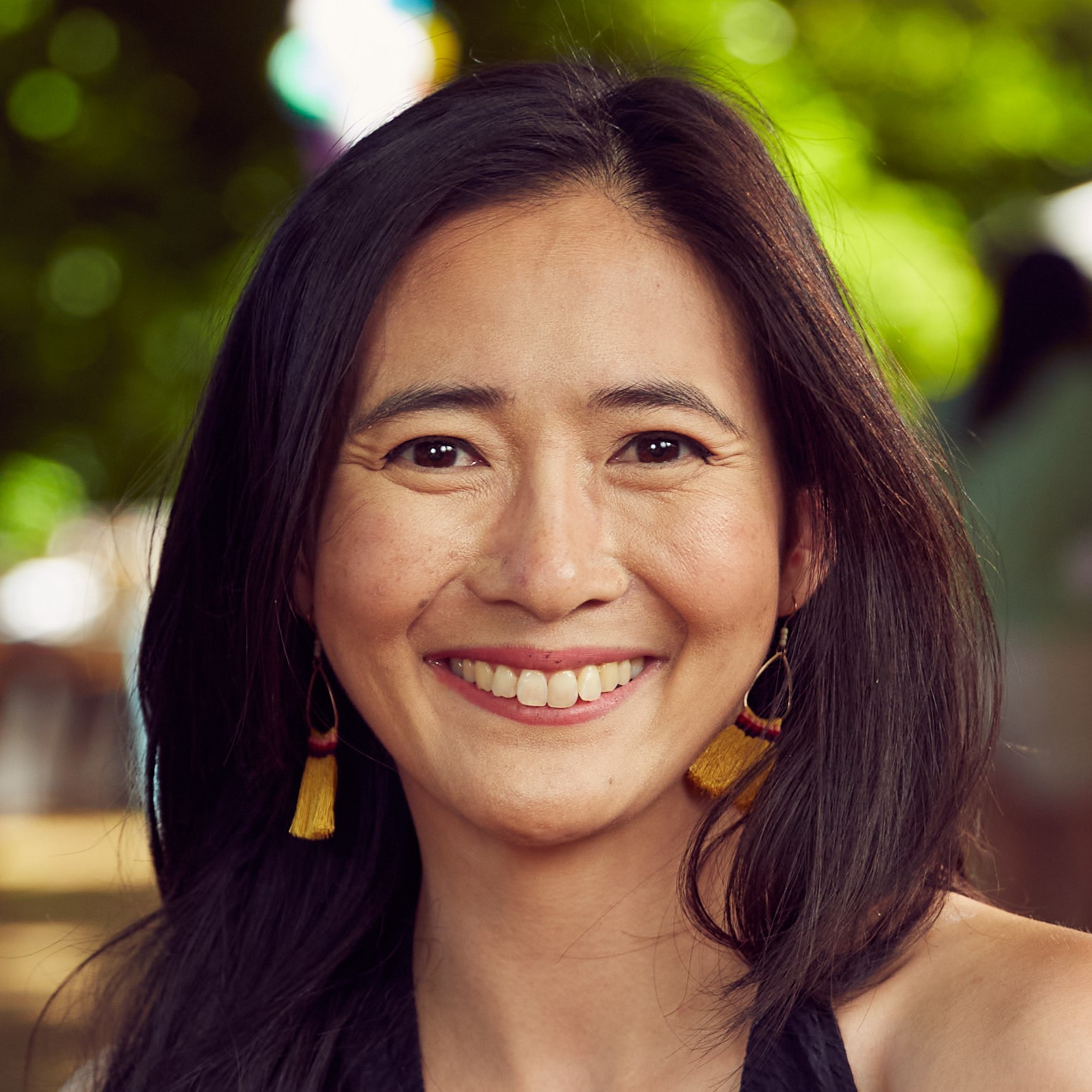 Nikki le   jennifer hassell