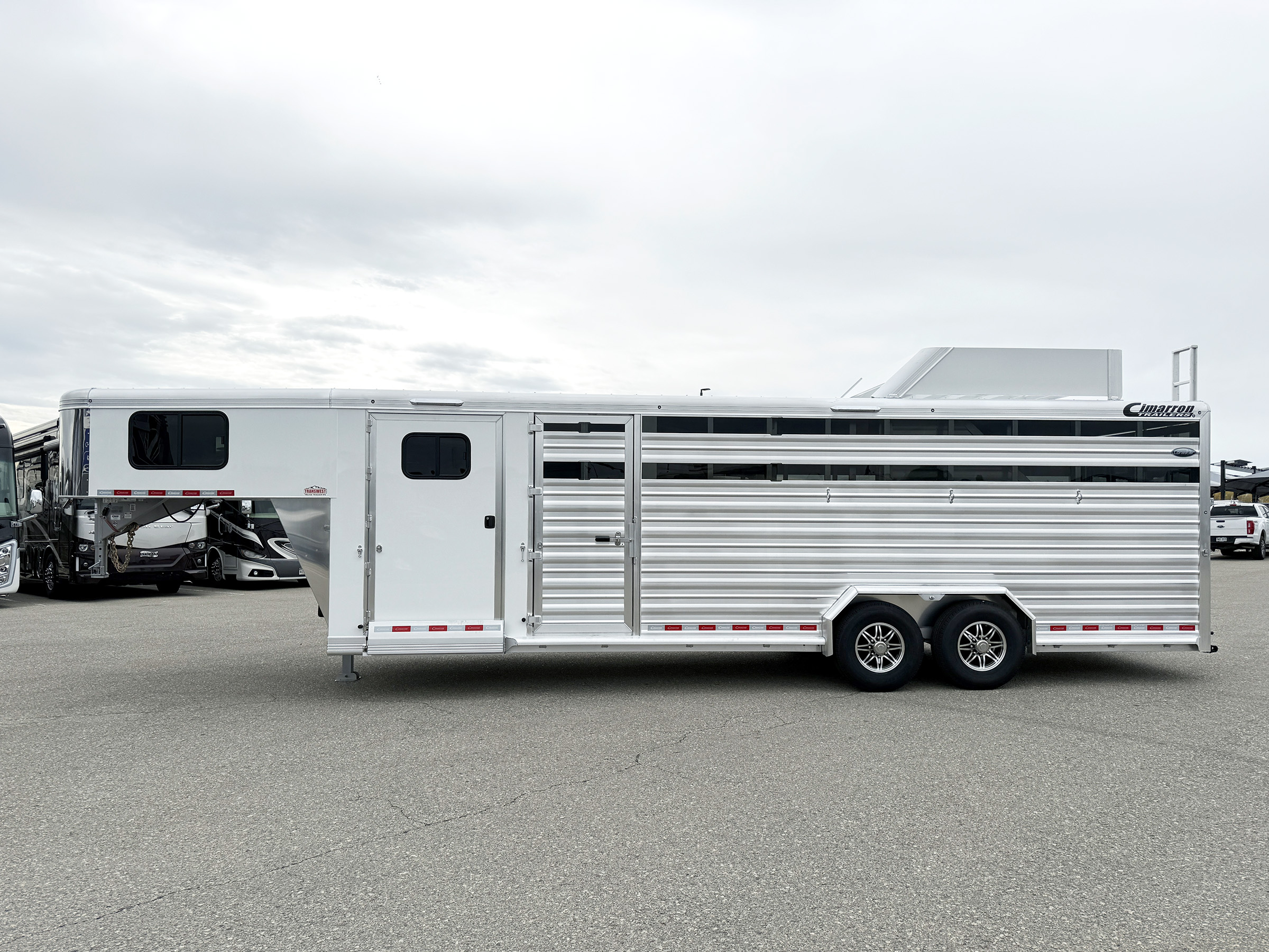 Trailer Photo 11