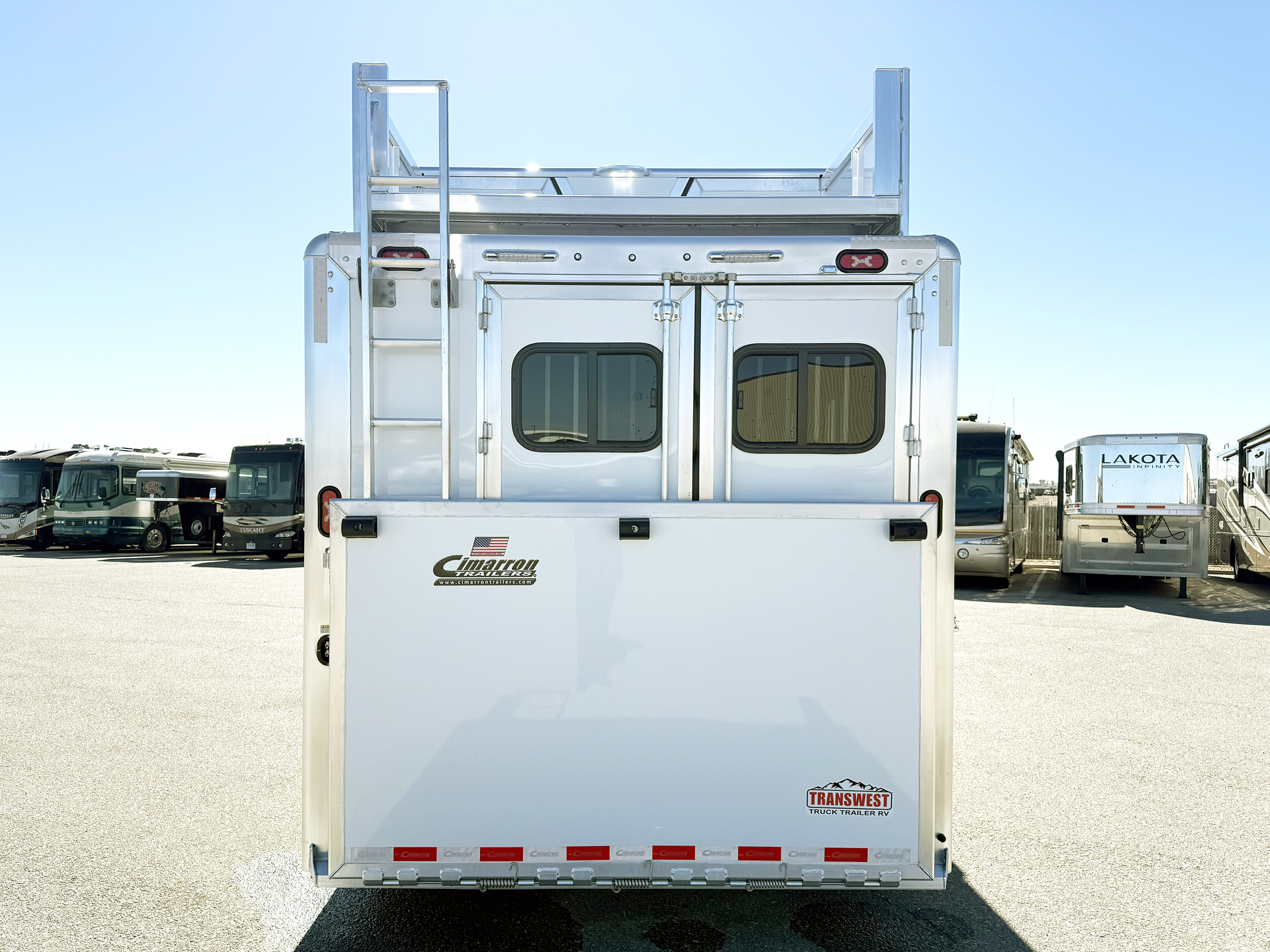 Trailer Photo 7