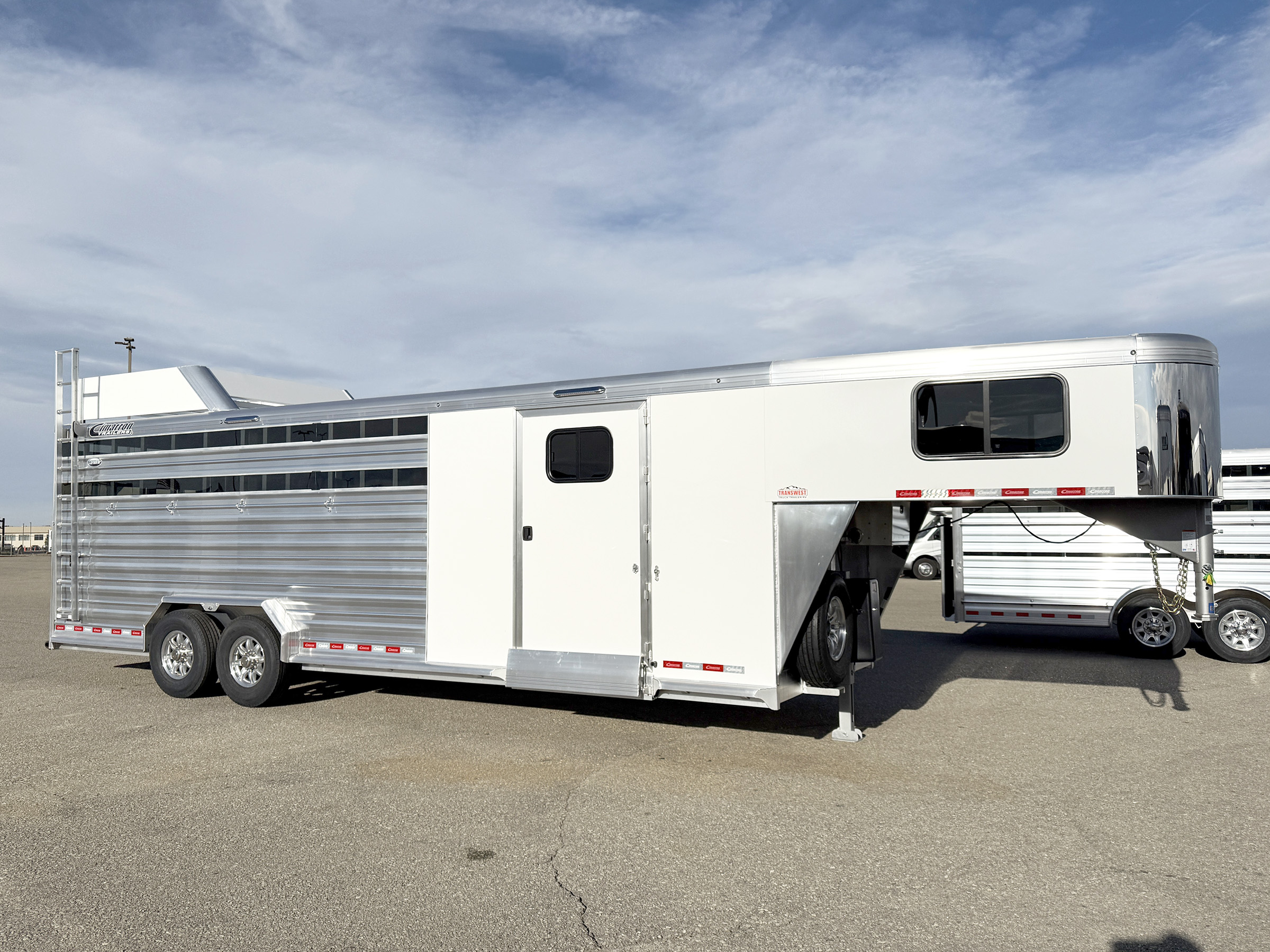 Trailer Photo 1