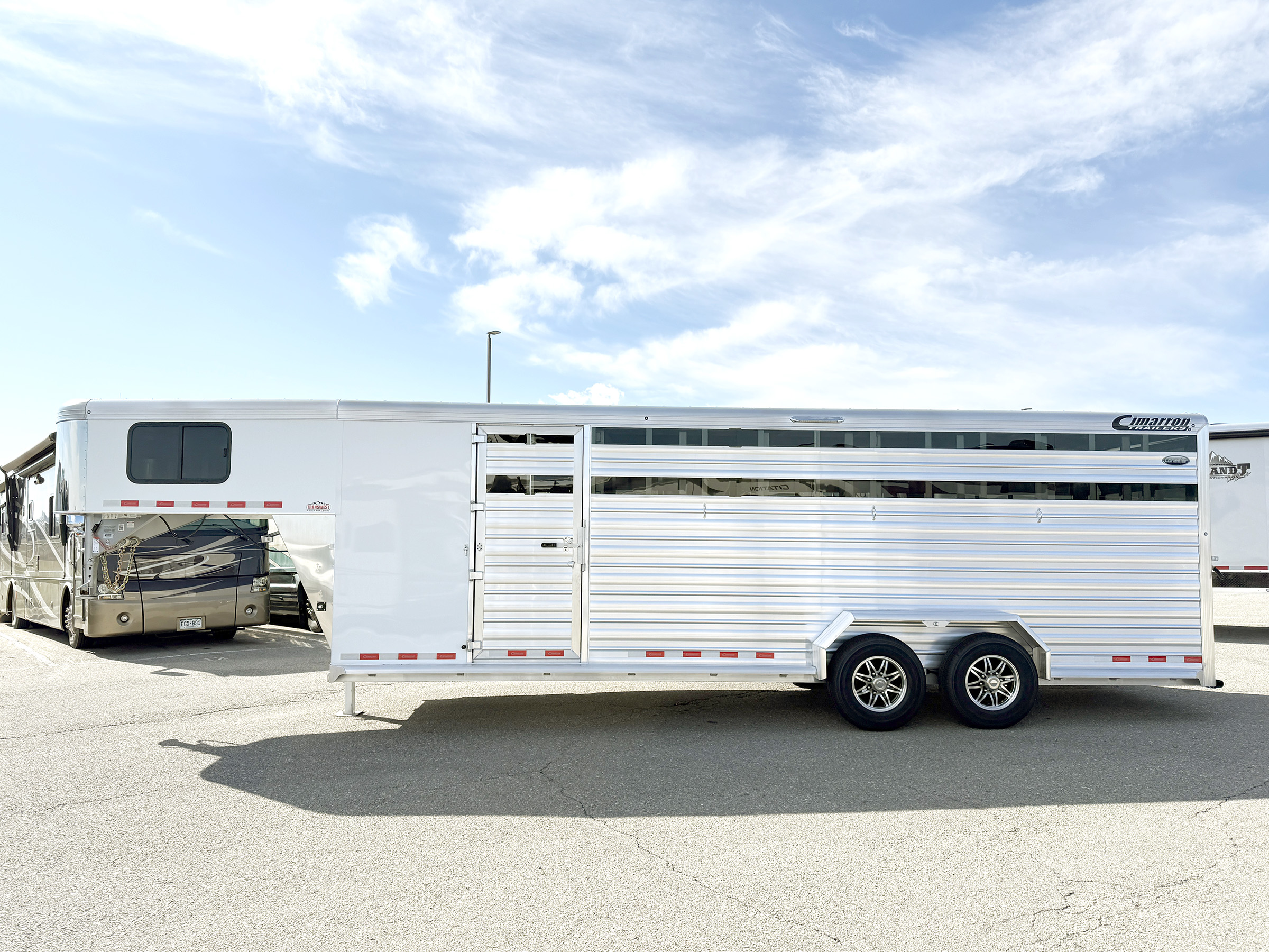 Trailer Photo 13