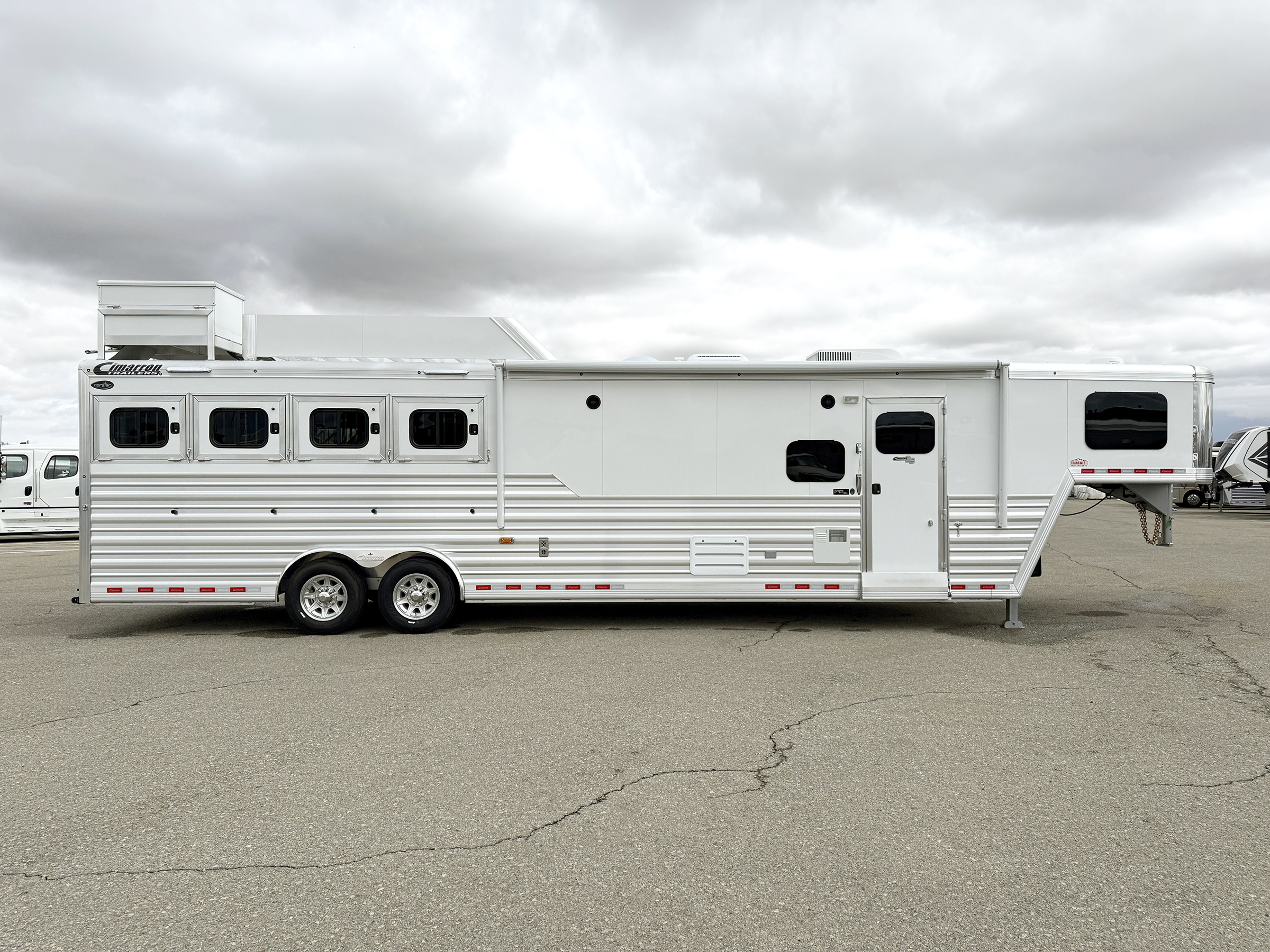 Trailer Photo 2