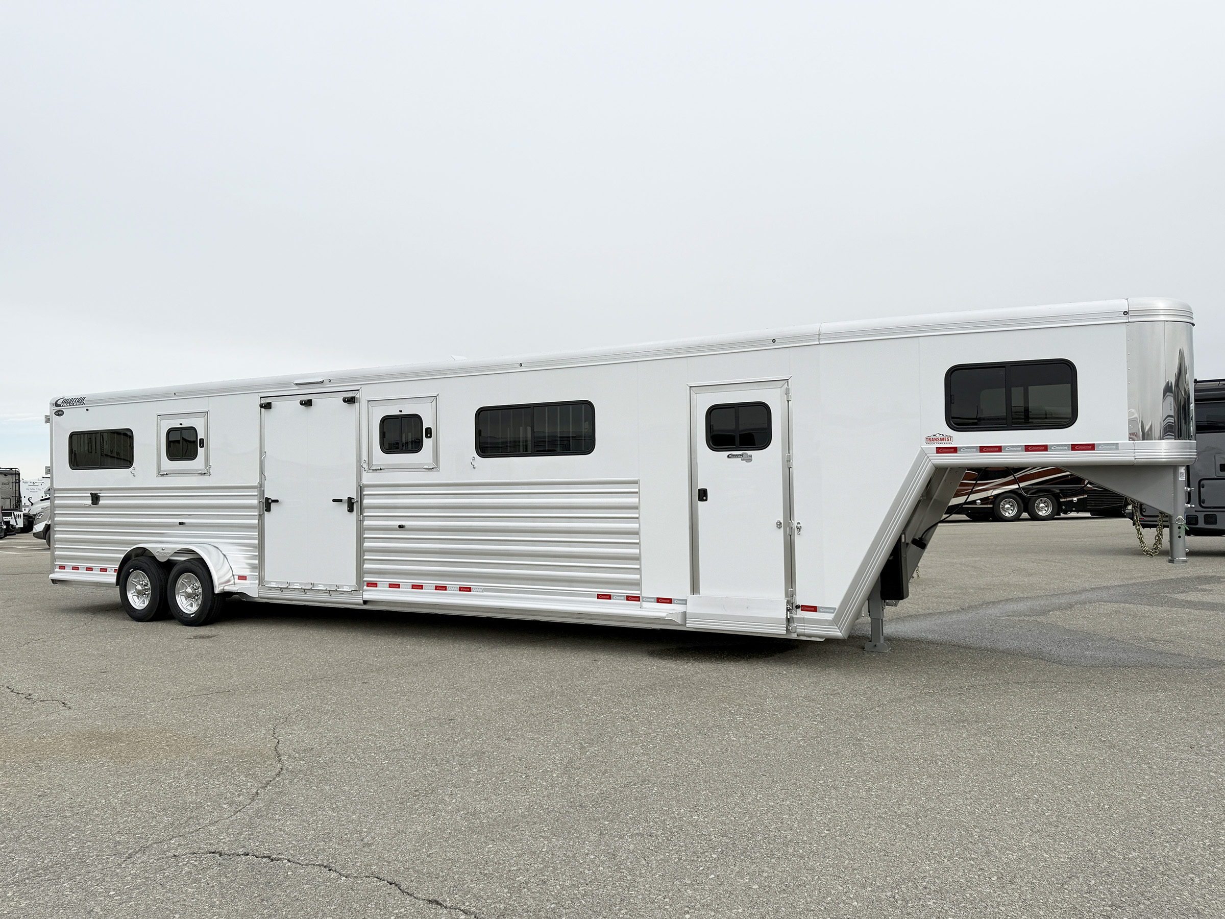 Trailer Photo 1