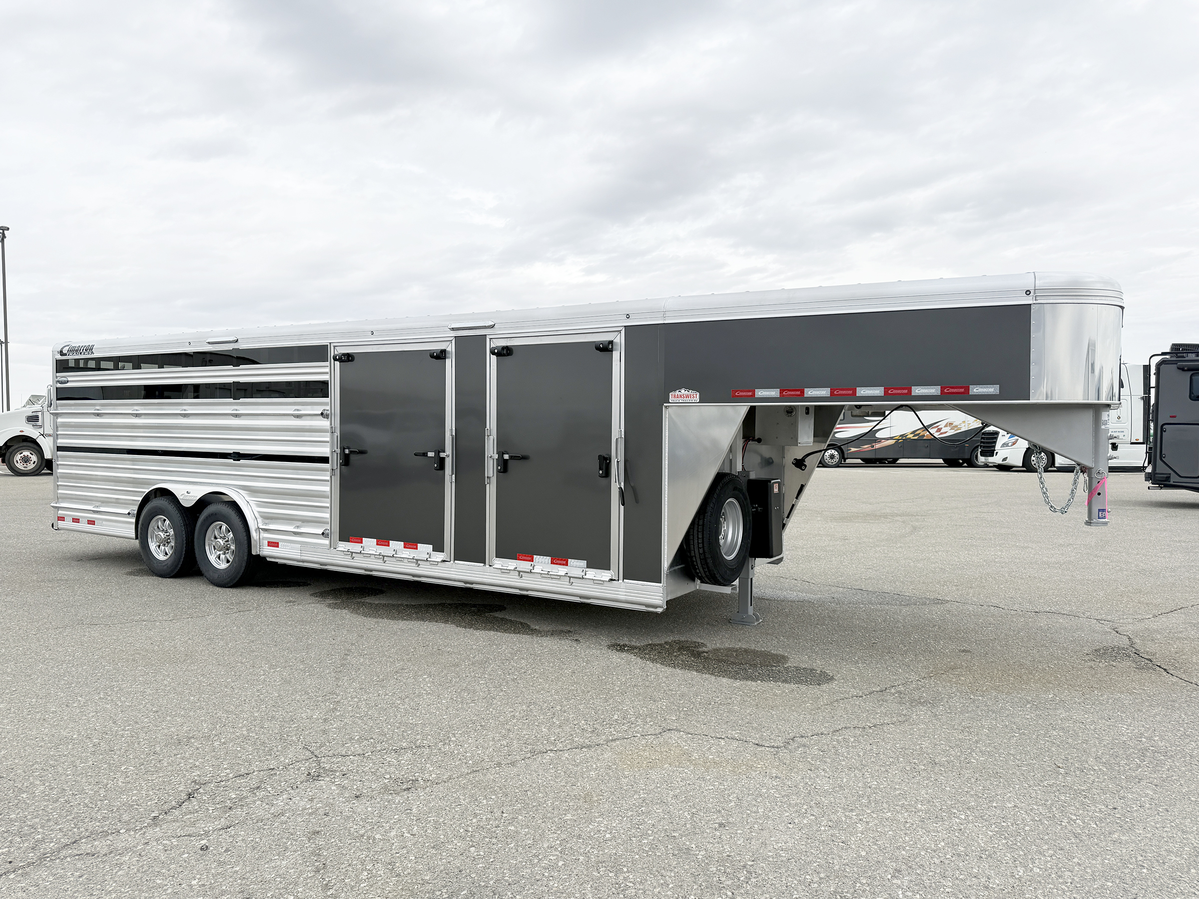 Trailer Photo 1