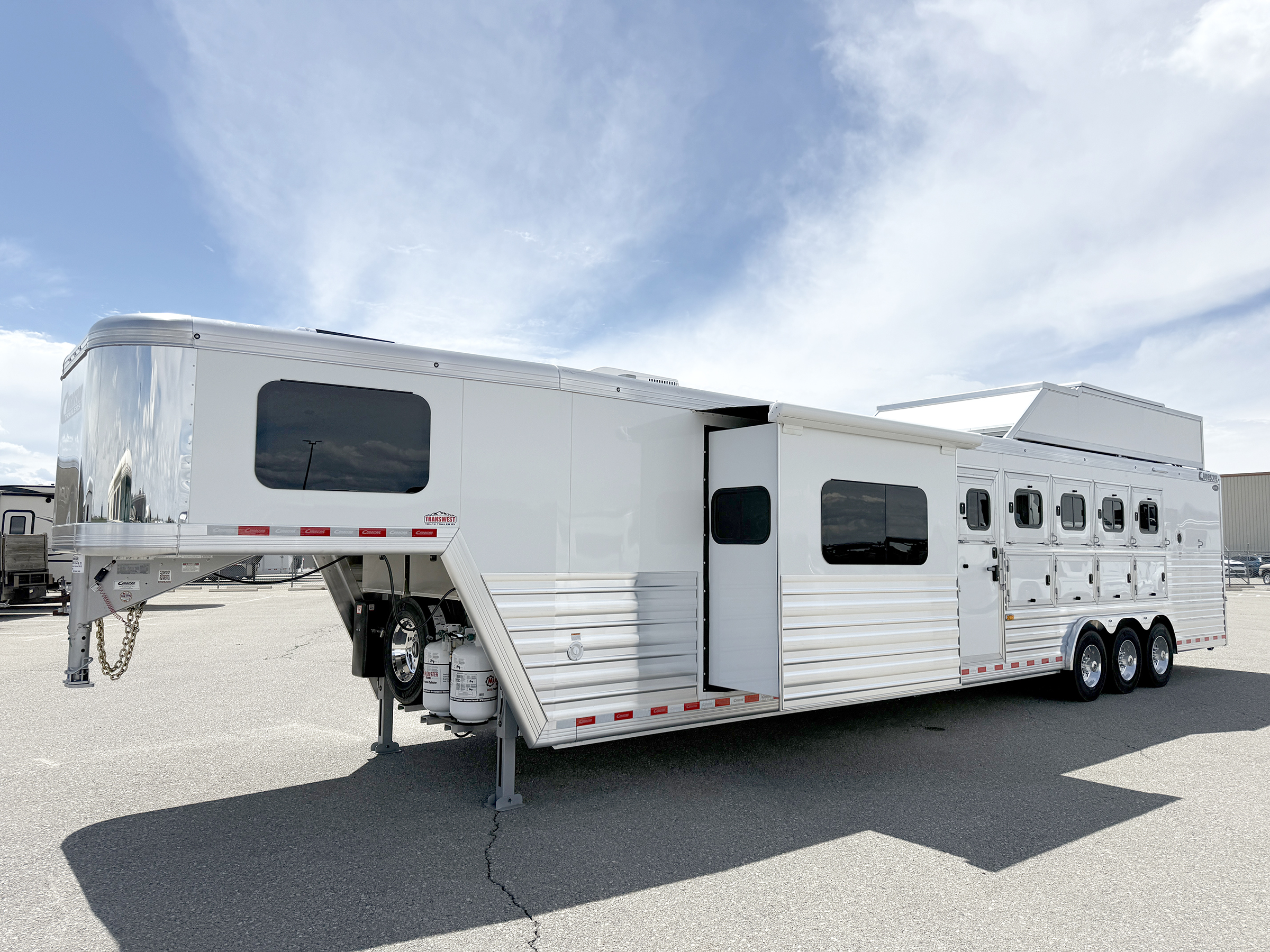 Trailer Photo 23