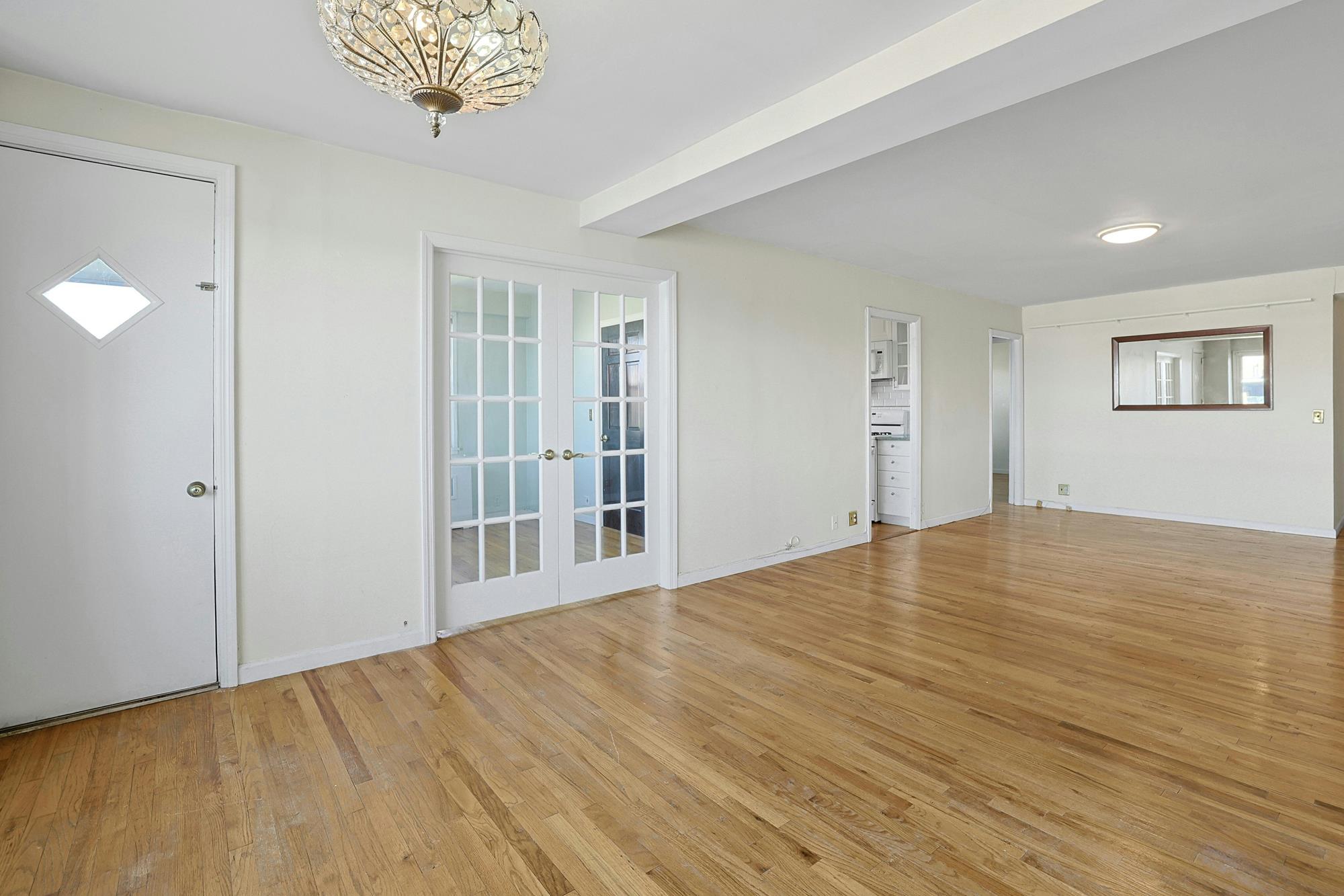 Spacious Junior-4 Co-op with Guest Room, Enclosed Balcony, Hudson River View & 24-Hr. Doormen