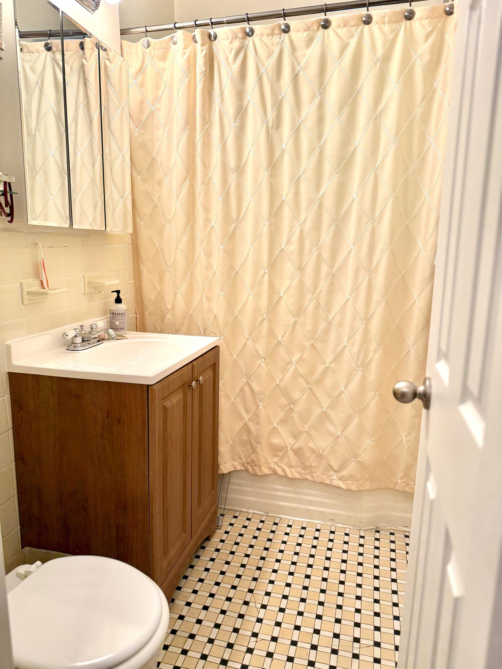 1-Bedroom Co-op with Parking Availability at Fountain Gardens