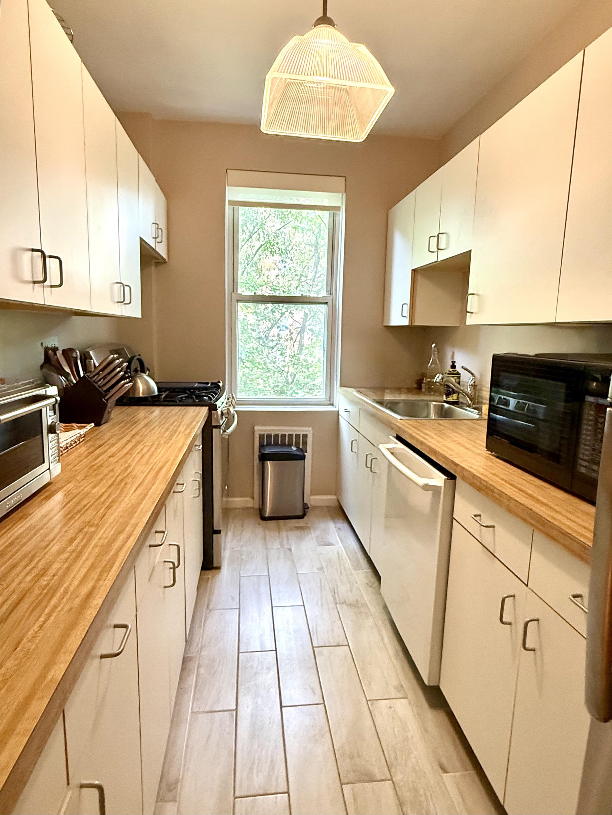 1-Bedroom Co-op with Parking Availability at Fountain Gardens