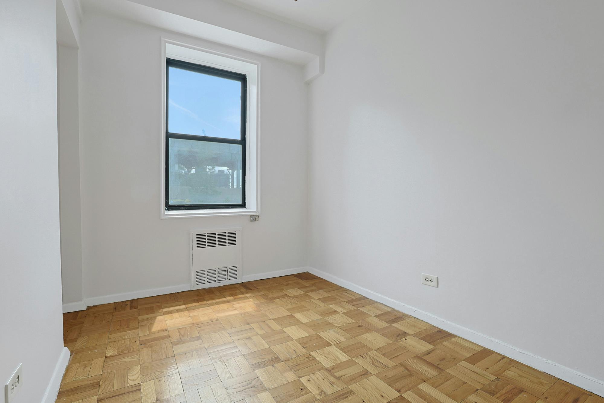 Lobby-Level Junior-4 (Convertible to 2-Bd.) Co-op with Doormen & Parking Availability
