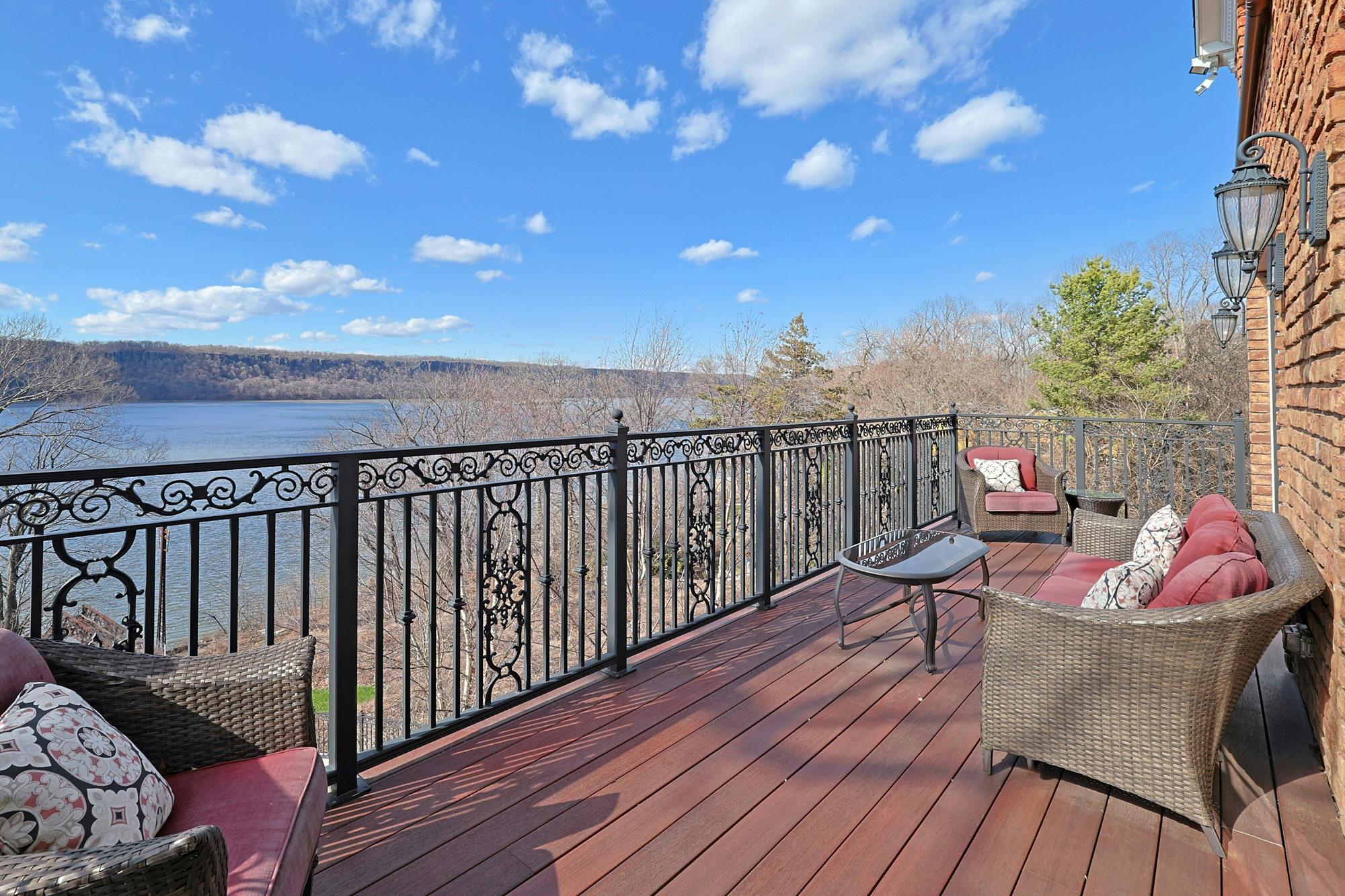 Spectacular Hudson River Views: Spacious & Modernized 4-Bd. Brick House with Decks, Patio, Outdoor Kitchen & Home Theater on Private Cul-de-Sac