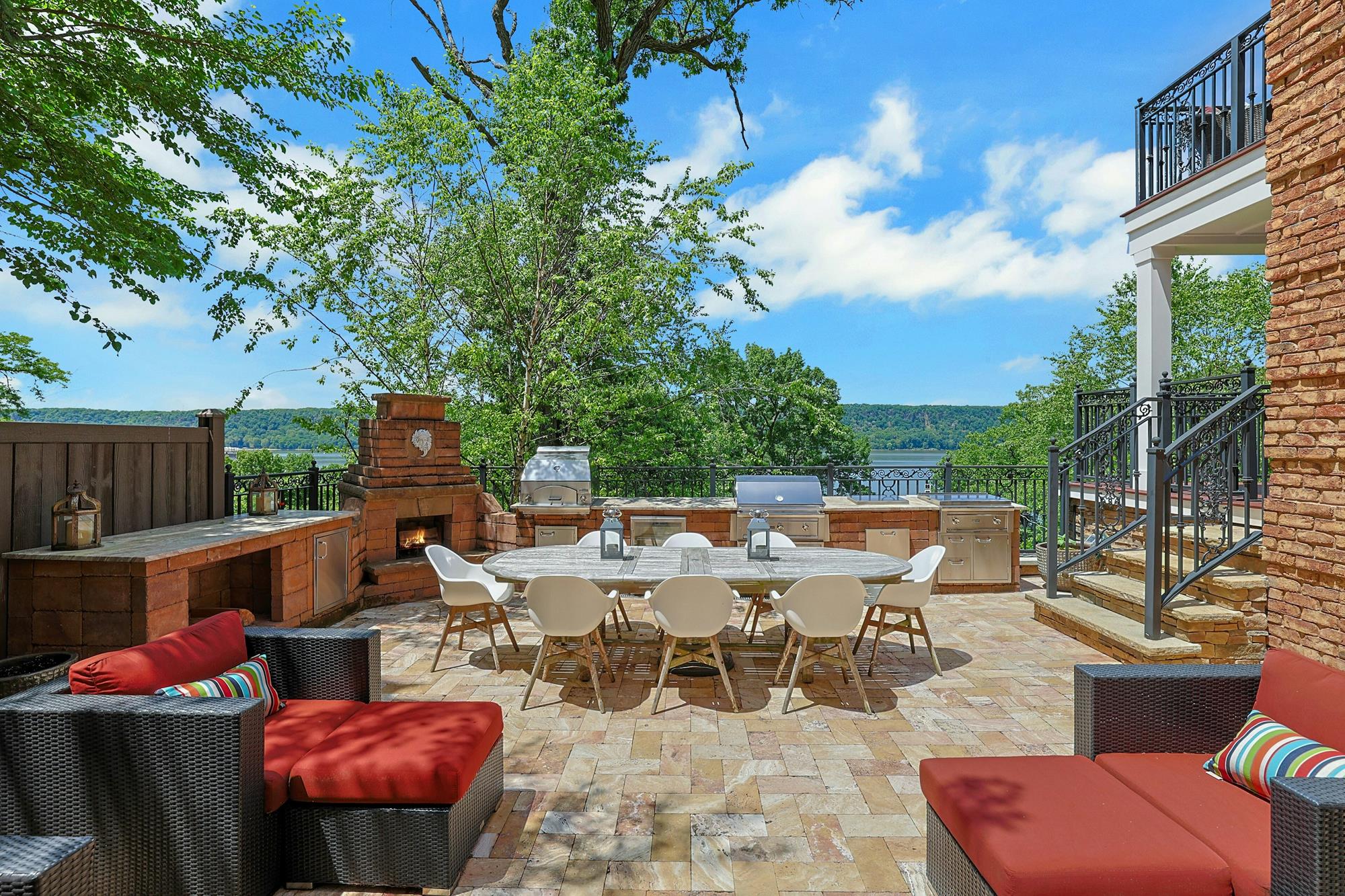 Spectacular Hudson River Views: Spacious & Modernized 4-Bd. Brick House with Decks, Patio, Outdoor Kitchen & Home Theater on Private Cul-de-Sac