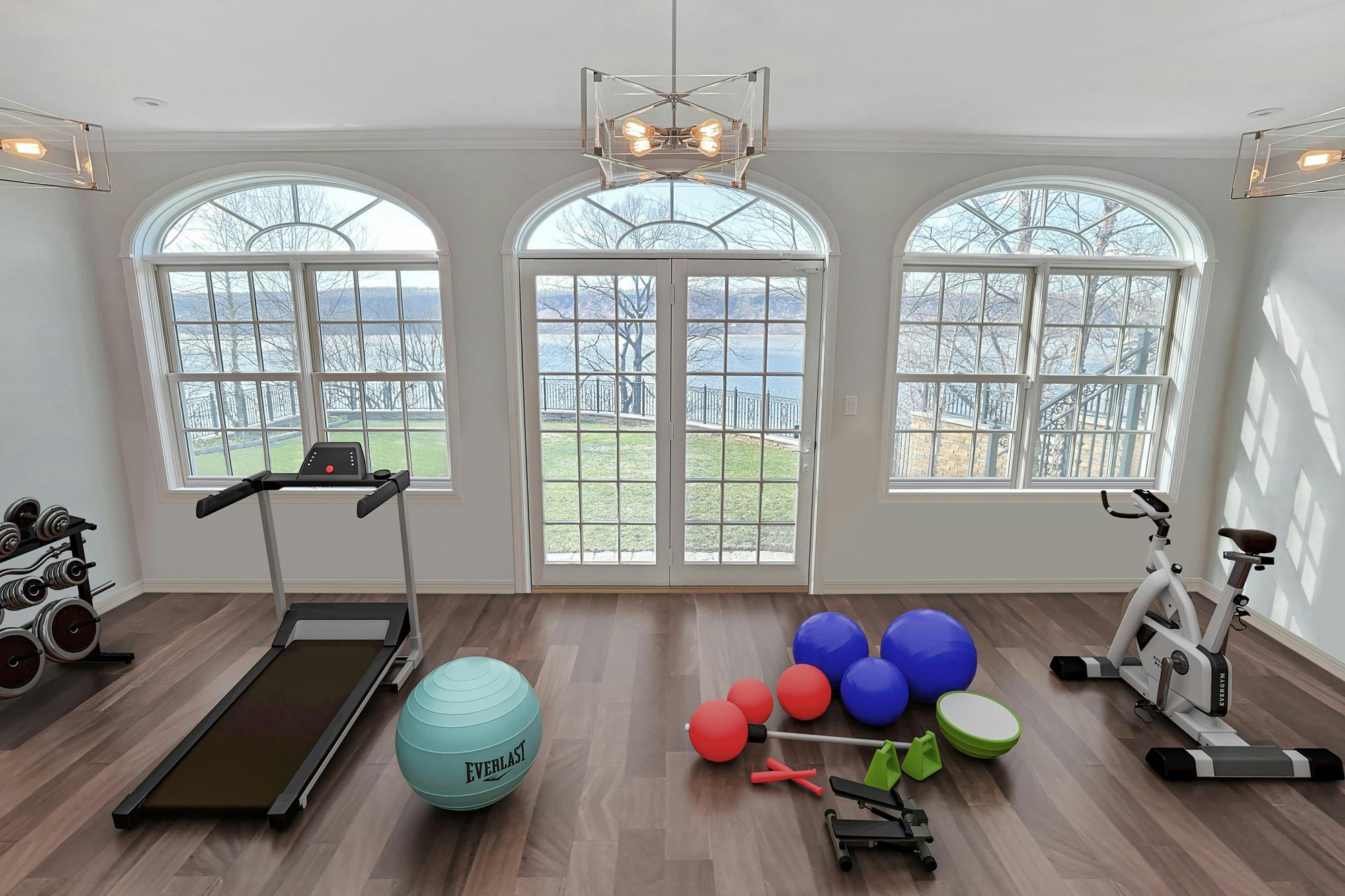 Spectacular Hudson River Views: Spacious & Modernized 4-Bd. Brick House with Decks, Patio, Outdoor Kitchen & Home Theater on Private Cul-de-Sac