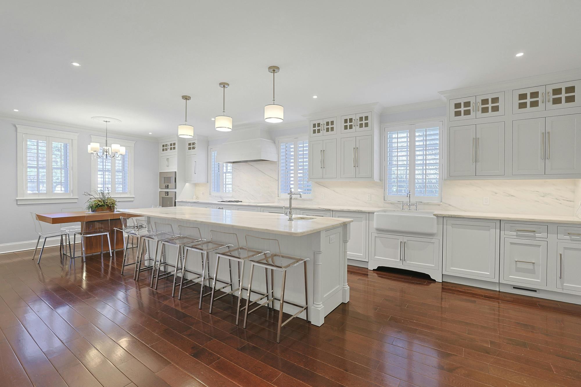 Spectacular Hudson River Views: Spacious & Modernized 4-Bd. Brick House with Decks, Patio, Outdoor Kitchen & Home Theater on Private Cul-de-Sac