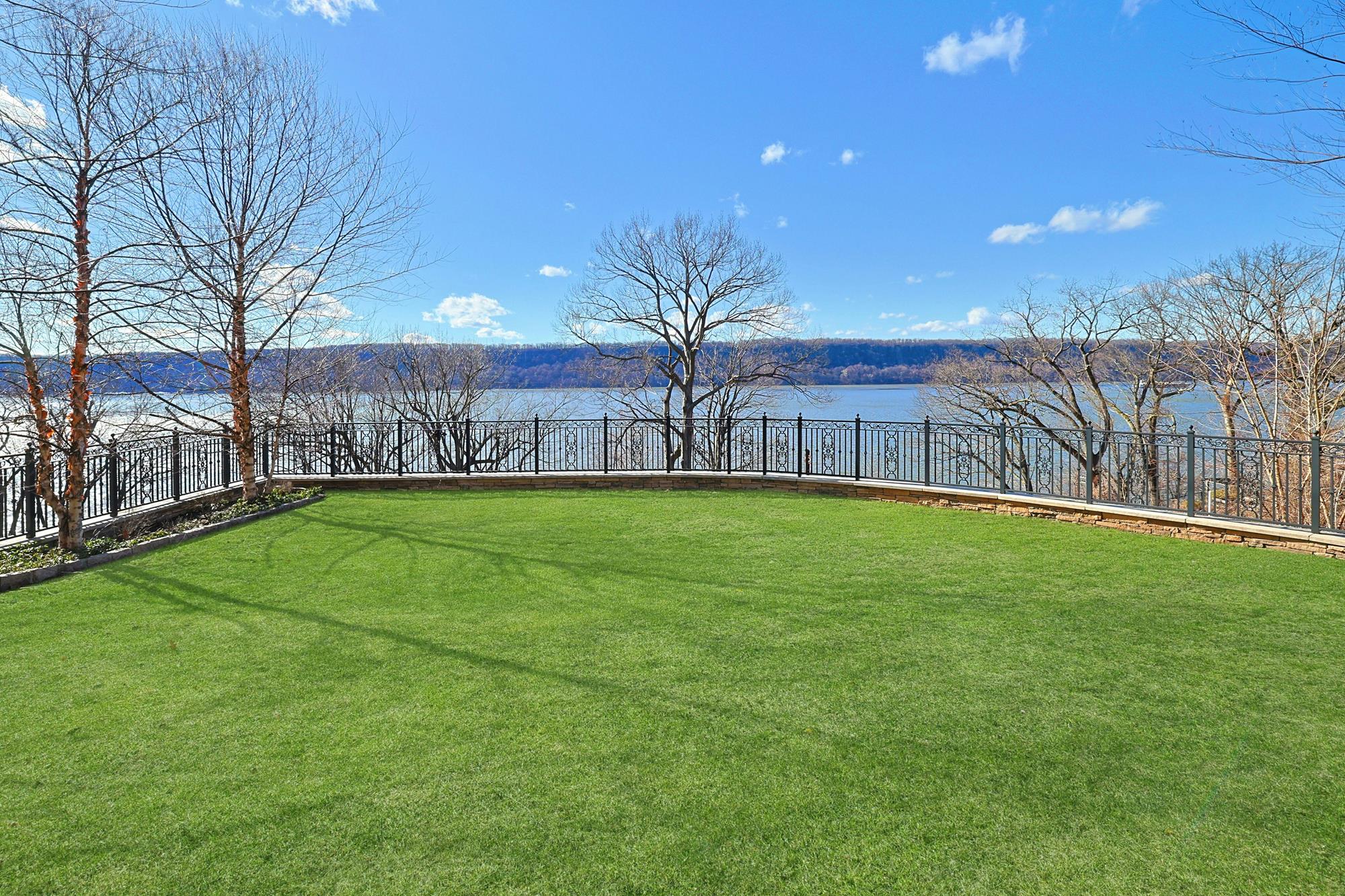 Spectacular Hudson River Views: Spacious & Modernized 4-Bd. Brick House with Decks, Patio, Outdoor Kitchen & Home Theater on Private Cul-de-Sac